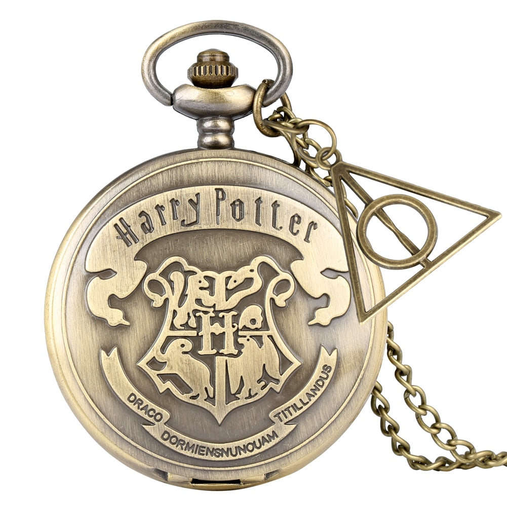Retro Bronze Hogwarts School H Quartz Pocket Watch Analog Necklace Pendant Chain Women Mens relogio Montres with Gifts Accessory