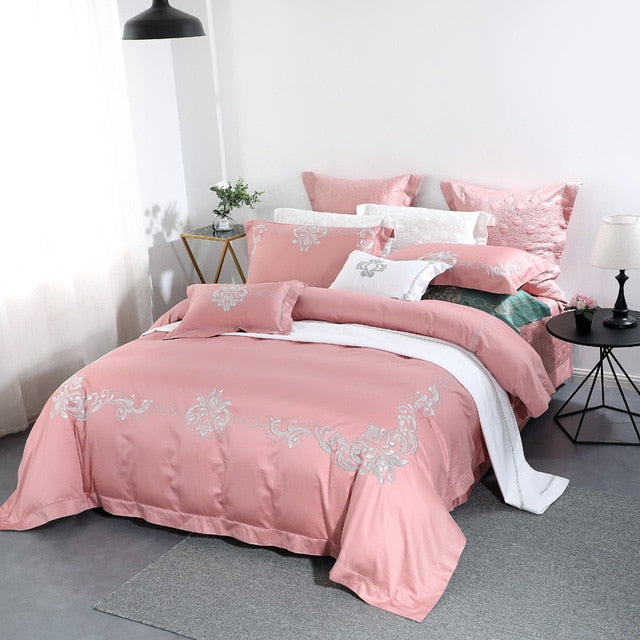 Pink European Style Bedding Sets 650 Thread Count Floral Embroidery 100% Cotton 4 Piece Duvet Cover Sheets Set Queen King Size