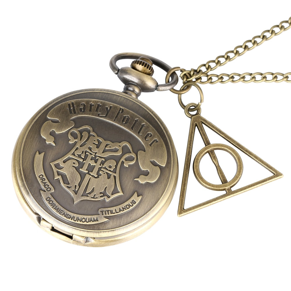 Retro Bronze Hogwarts School H Quartz Pocket Watch Analog Necklace Pendant Chain Women Mens relogio Montres with Gifts Accessory